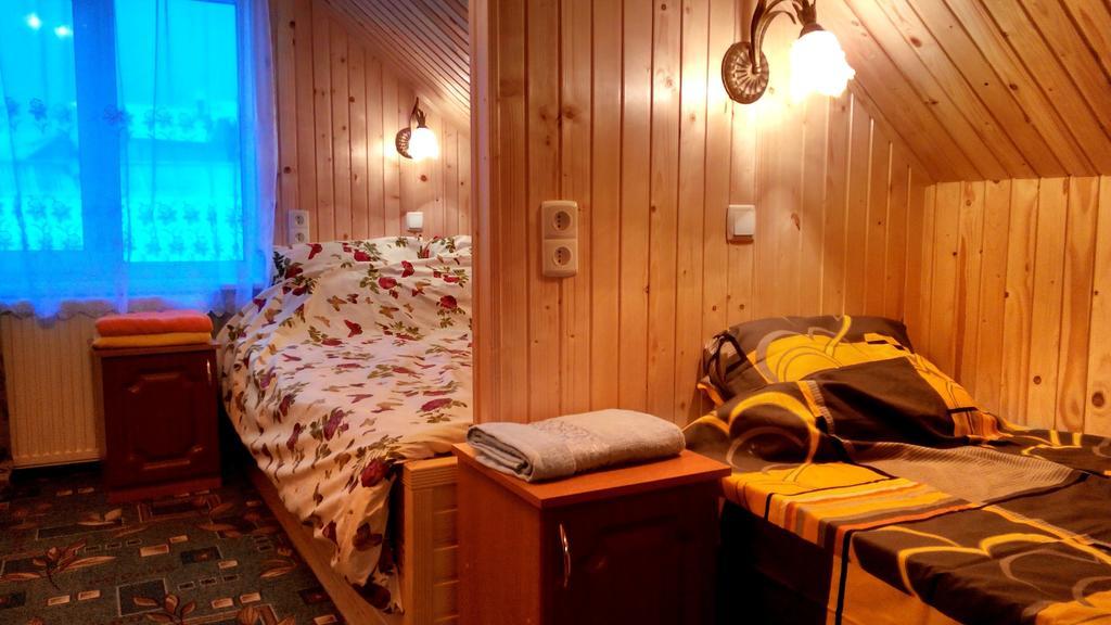 Cottage Ozerniy Lazeshchyna Habitación foto