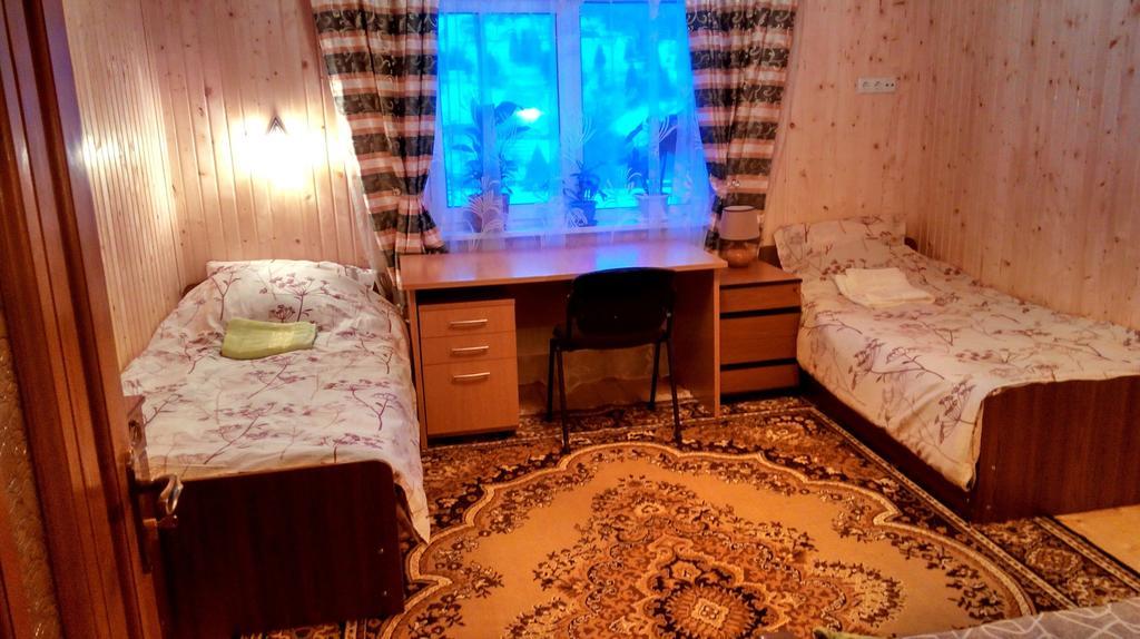 Cottage Ozerniy Lazeshchyna Habitación foto