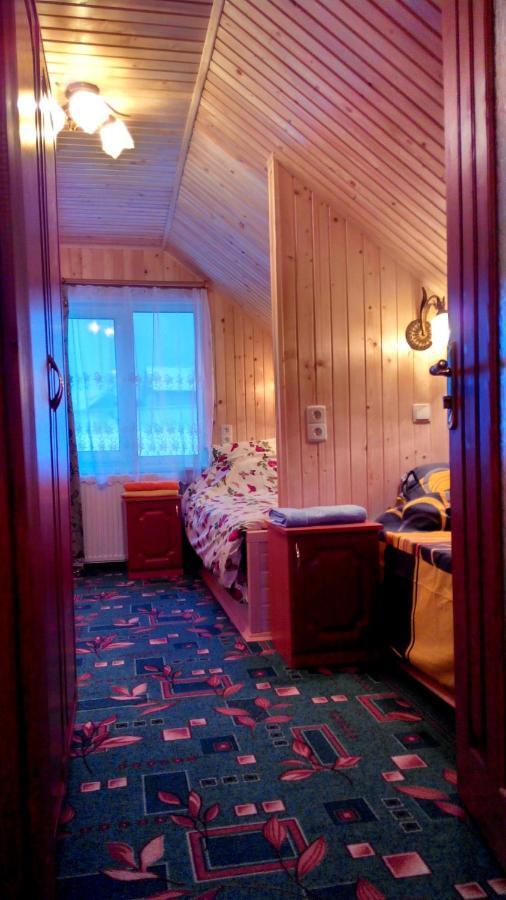 Cottage Ozerniy Lazeshchyna Exterior foto